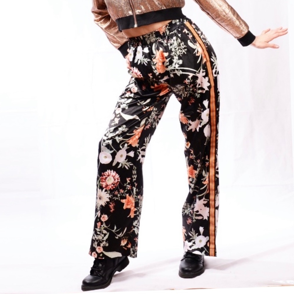 Gioia Made in Italy Pants Sz L/31”